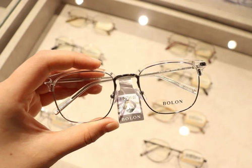 大悦城宝藏眼镜店 千款潮镜+专业验光，高性价比配镜新体验